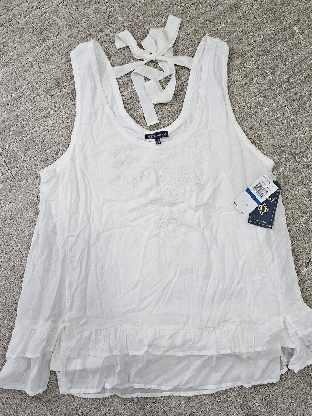 Women's White Sleeveless Ruffle Tank Top NWT